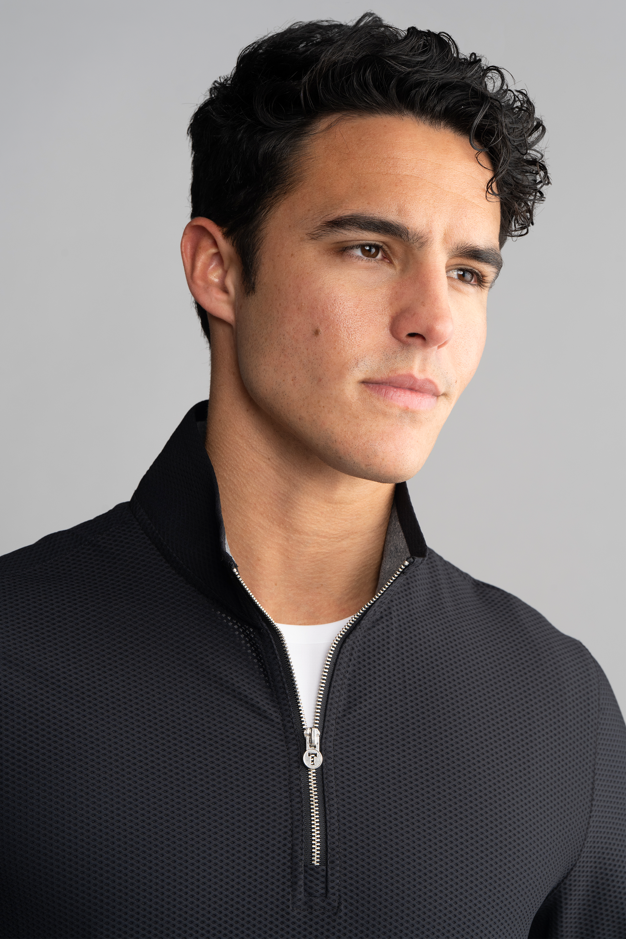 Air Quarter Zip // Black