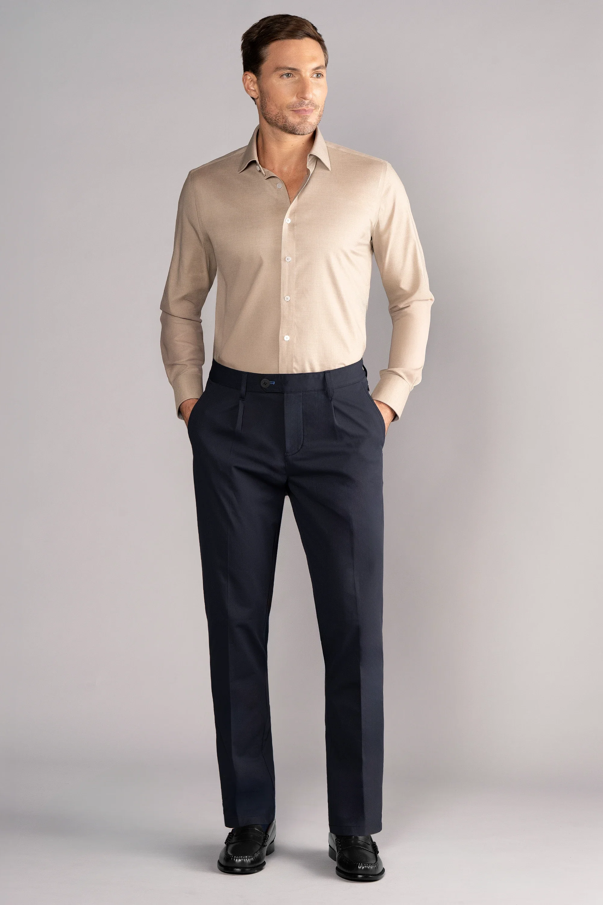 Performance Pleated Pants // Navy