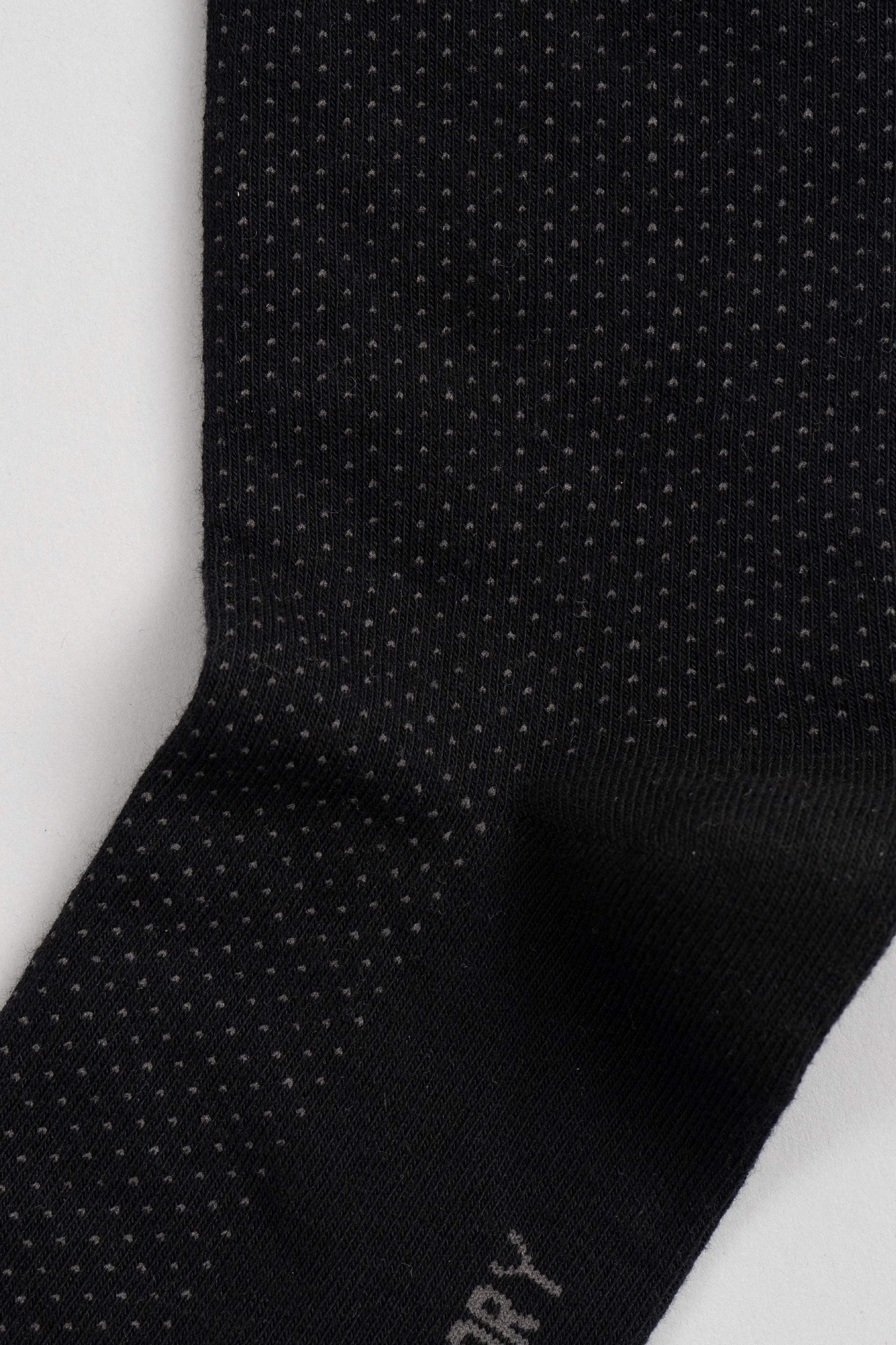 Black Pin Dot